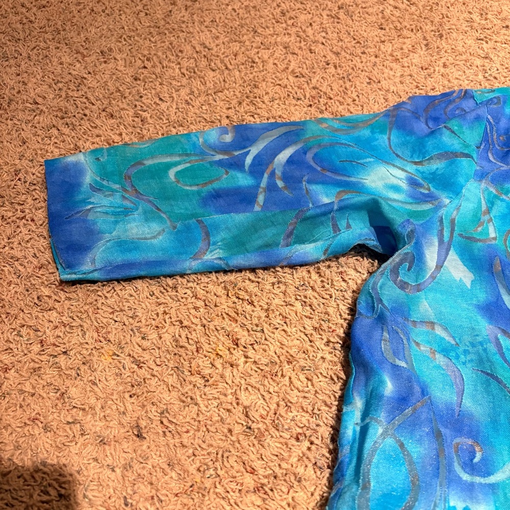 BonWorth Blue and Green Semi-Transparent Patterned Blouse - Size XL - Picture 5 of 6